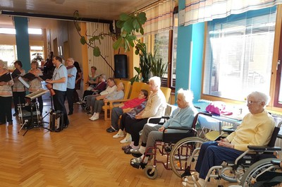 Vystoupení pěveckého sboru Izerína
