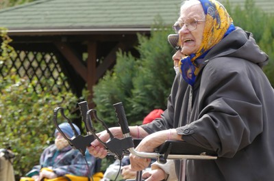 Vystoupení hudební skupiny červeného kříže