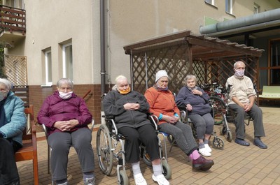 Vystoupení hudební skupiny červeného kříže