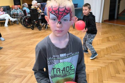 Mezigenerační setkání seniorů a dětí z MŠ Rokytnice nad Jizerou