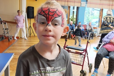 Mezigenerační setkání seniorů a dětí z MŠ Rokytnice nad Jizerou